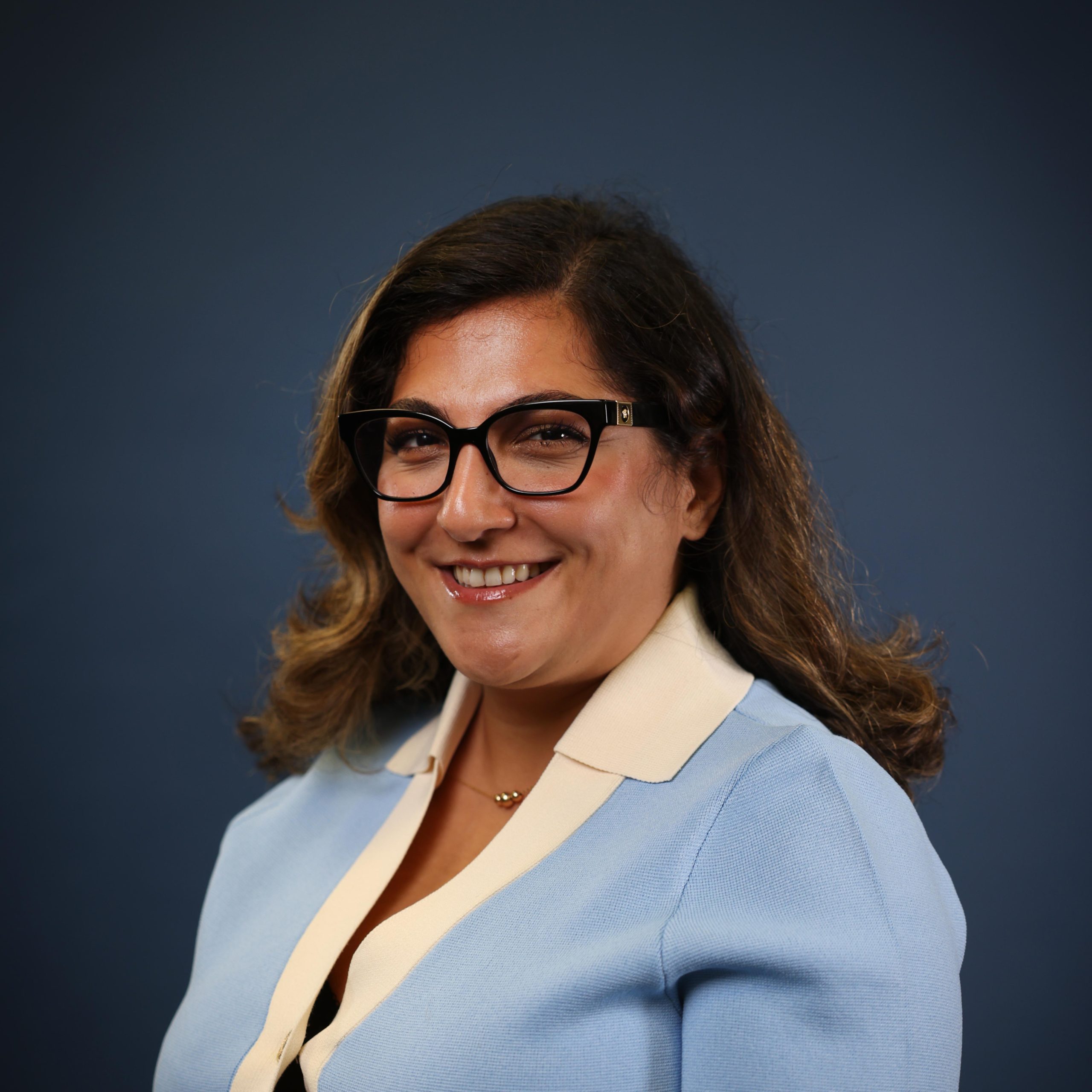Headshot of Mina Rezaei
